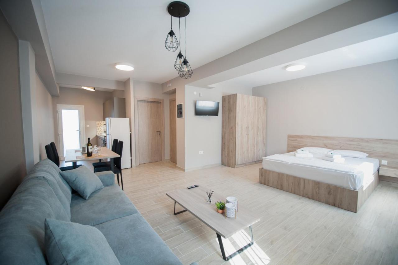 Niki'S Apartments Peraía 외부 사진