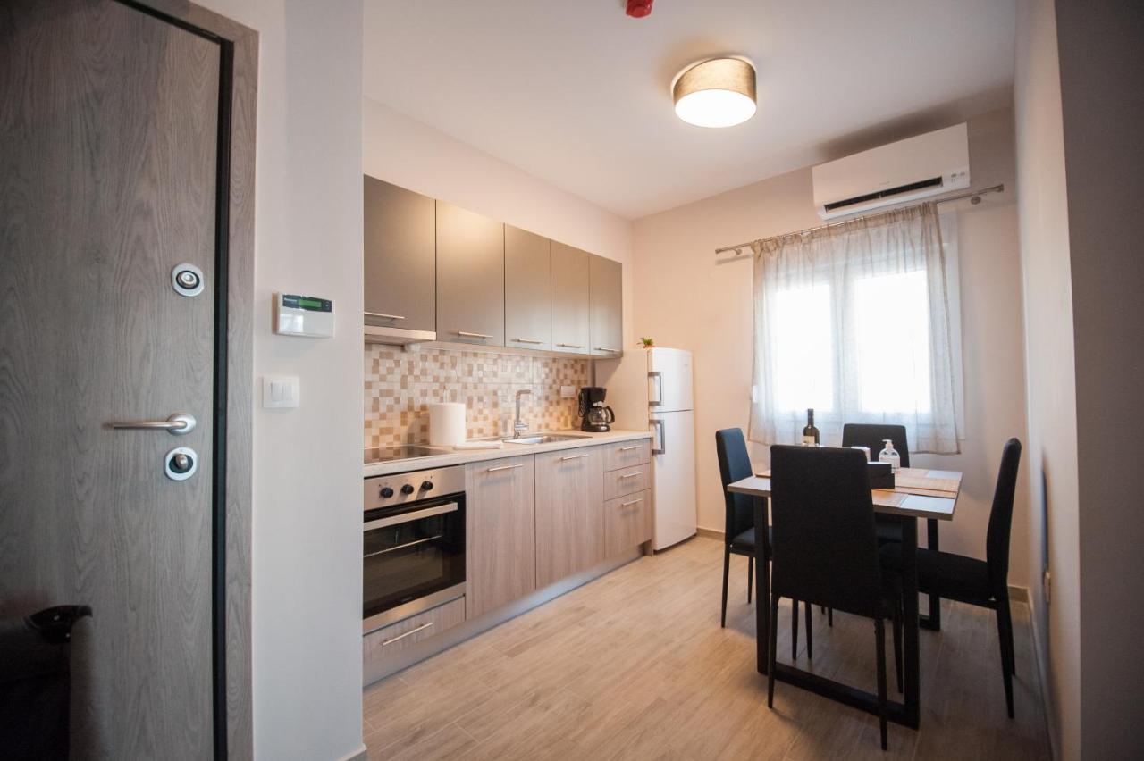 Niki'S Apartments Peraía 외부 사진
